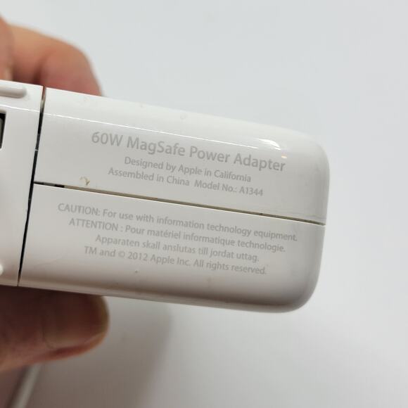 Genuine Apple A1344 60W MagSafe Power Charger Adapter - Picture 5 of 7